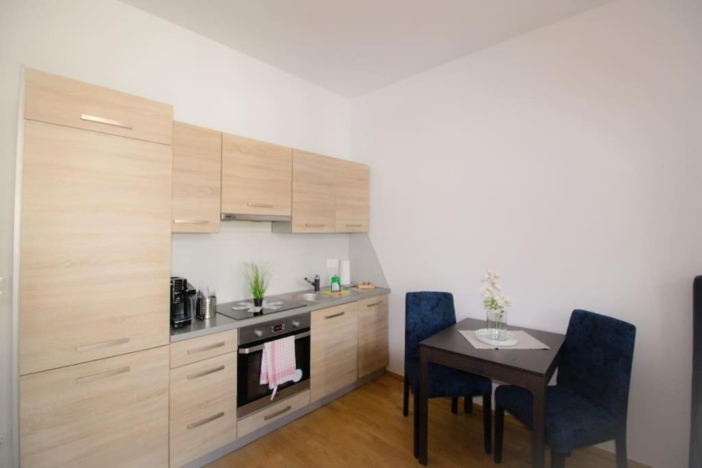 Klein & Gemuetlich L Lf15 Apartment Viena Exterior foto